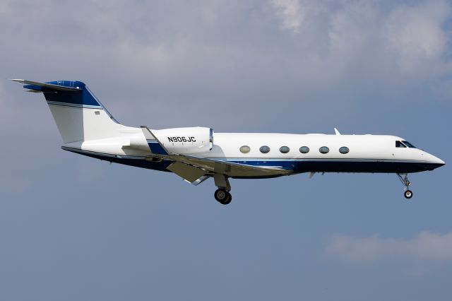 Gulfstream Aerospace Gulfstream IV (N906JC)