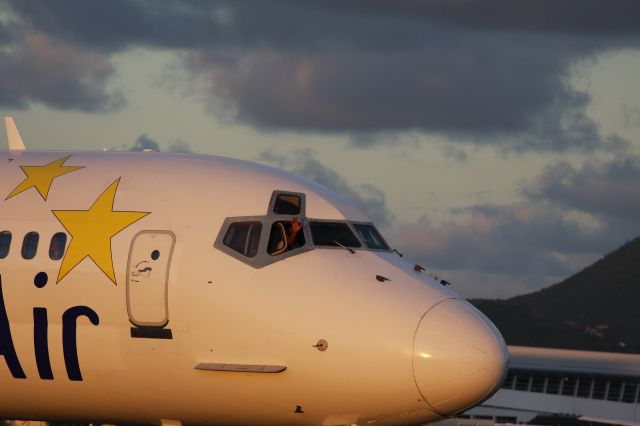 McDonnell Douglas MD-83 (PJ-MDA) - FO waves just before takeoff