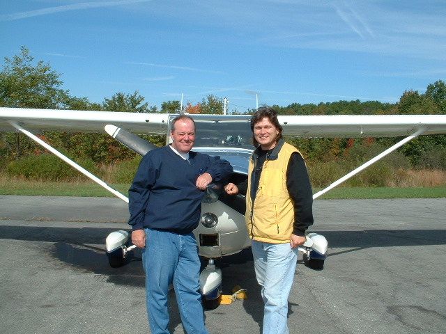 Cessna Skyhawk (N20032) - Stan & Bob - in search of good airport food!