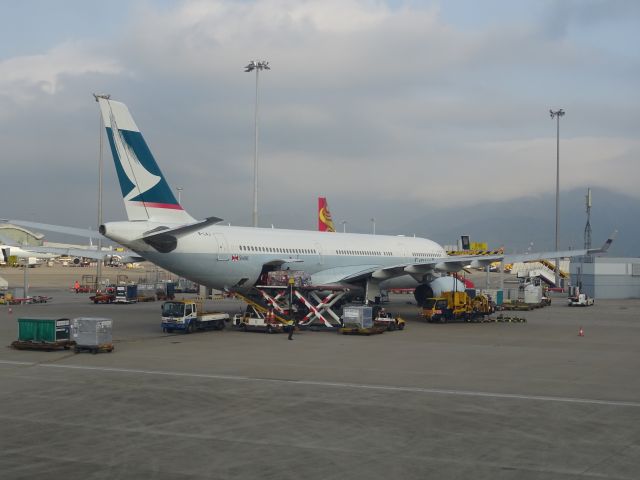 Airbus A330-300 (B-LAJ)