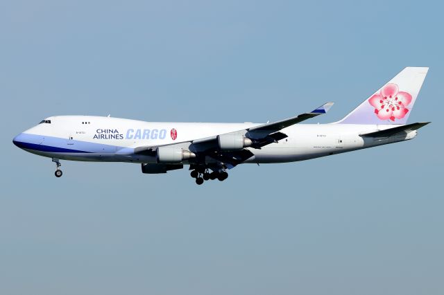 Boeing 747-400 (B-18701) - 'Dynasty 5322' arriving from Anchorage Ted Stevens International Airport