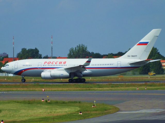 Ilyushin Il-96 (RA-96017)