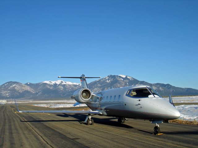 Learjet 60 (N92FG)