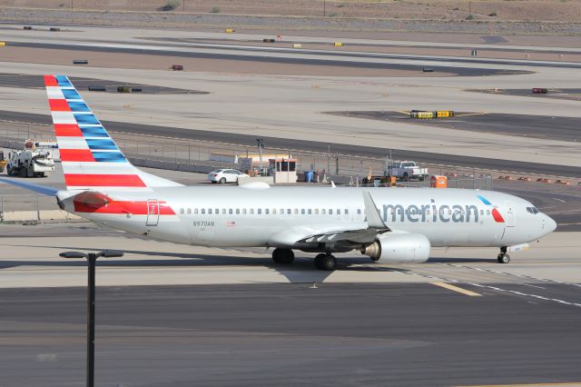 Boeing 737-800 (N970AN)