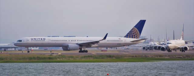 BOEING 757-300 (N73860) - Logan Airports evening departure rush!