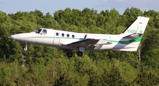 Cessna Citation 1SP (N995JP) - A Citation 501 1SP departing Boswell Field, Talladega Municipal Airport, AL, following the NASCAR GEICO 500 race at Talladega Super Speedway - late afternoon, April 25, 2021. 