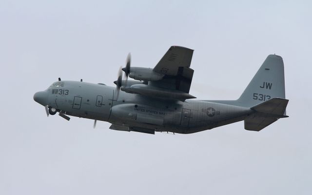 Lockheed C-130 Hercules (16-5313) - usn c-130t 165313 dep shannon 21/3/16.