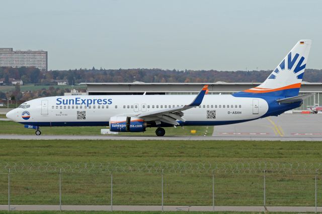 Boeing 737-800 (D-ASXH)