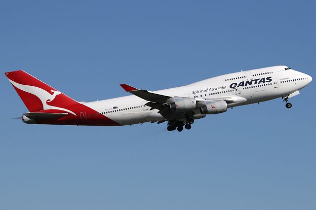 Boeing 747-400 (VH-OJU) - on 7 May 2017