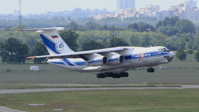 Ilyushin Il-76 (RA-76952)