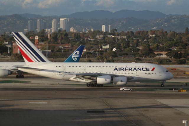 Airbus A380-800 (F-HPJF)