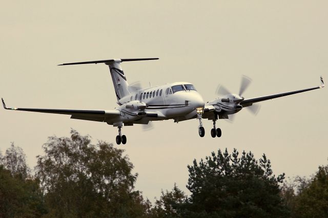 Beechcraft Super King Air 350 (OO-GMJ)