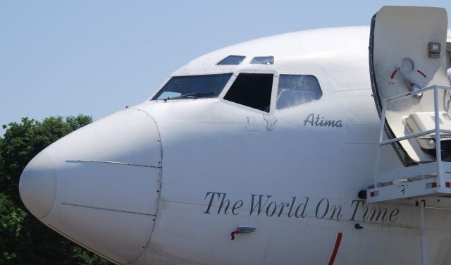 BOEING 727-200 (N236FE)