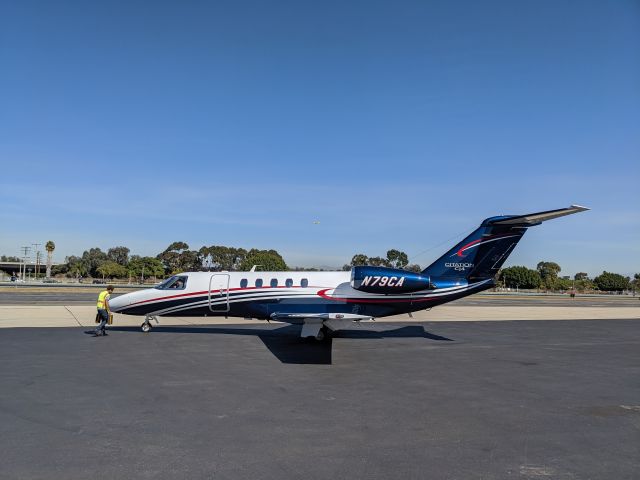 Cessna Citation CJ4 (N79CA) - Landing in LA