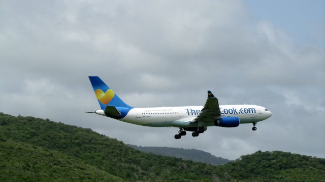 Airbus A330-200 (G-MDBD)