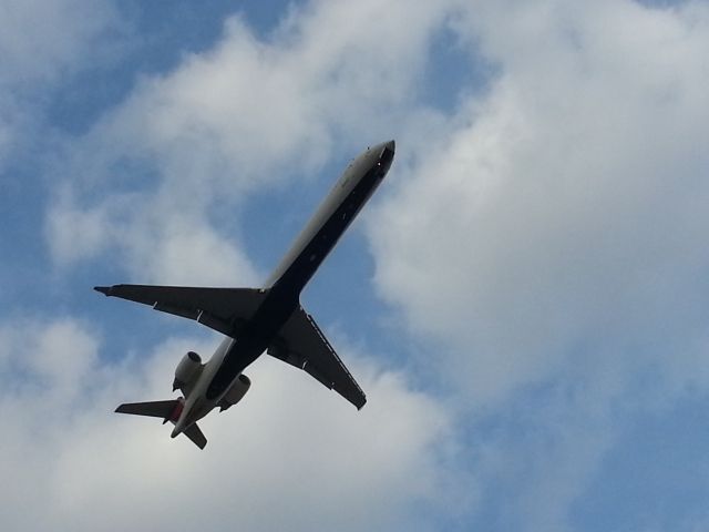 Canadair Regional Jet CRJ-900 (N932XJ)