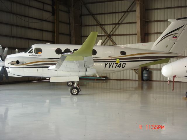 Beechcraft Super King Air 200 (YV-1740)