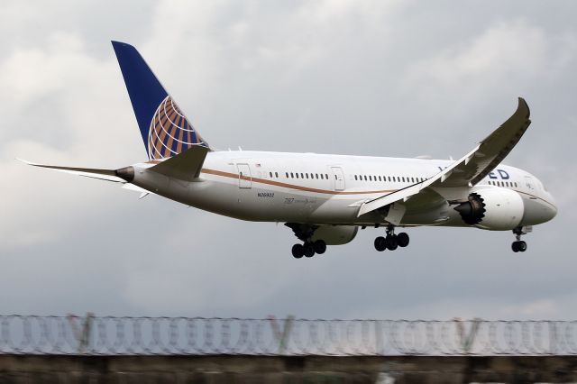Boeing 787-8 (N26902)