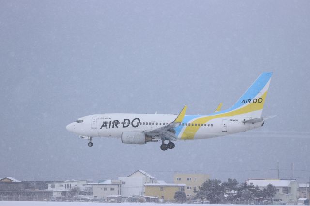 Boeing 737-700 (JA14AN) - December 21st 2020:HND-HKD.