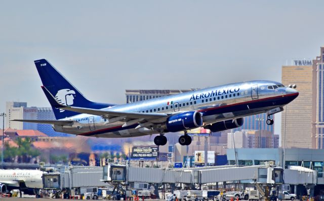 Boeing 737-700 (XA-PAM) - XA-PAM Boeing 737-752 (cn 34293/1747)  Las Vegas - McCarran International (LAS / KLAS) USA - Nevada, July 18, 2012 Photo: Tomás Del Coro