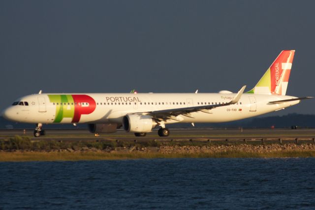 Airbus A321neo (CS-TXD)