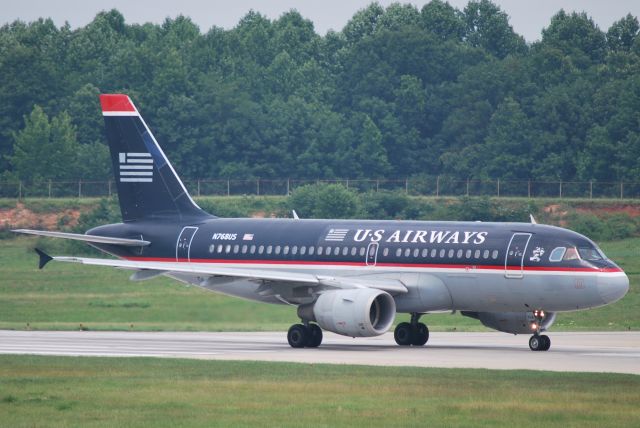 Airbus A319 (N768US) - 18C - 6/4/10