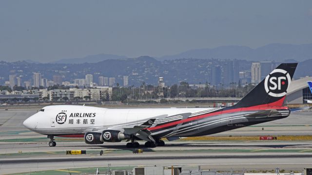 Boeing 747-400 (B-2422) - Arrived at LAX on 25L