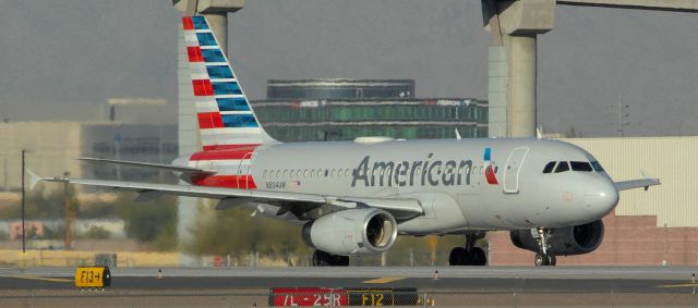 Airbus A319 (N804AW) - phoenix sky harbor international airport 07JAN21