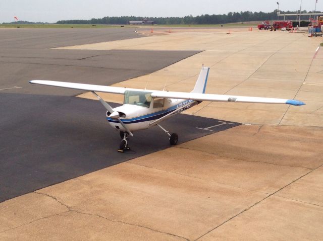 Cessna Commuter (N8274F) - Texarkana Flying Club C-150F