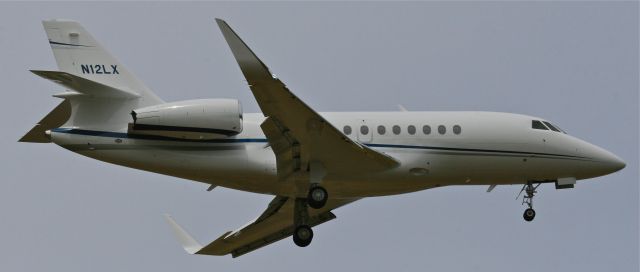 Dassault Falcon 2000 (N12LX)