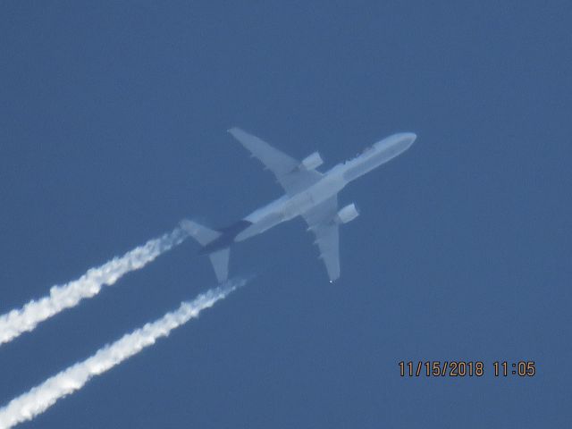 Boeing 757-200 (N998FD)