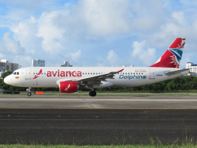 Airbus A320 (N416AV)