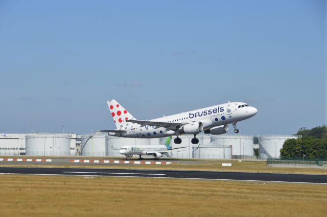 Airbus A319 (OO-SSS)