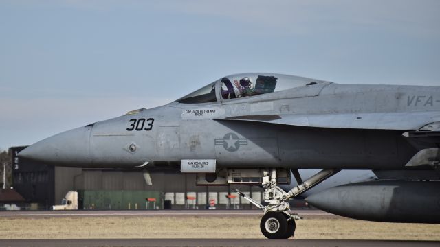 McDonnell Douglas FA-18 Hornet (16-6823) - Boeing F/A-18E "Super Hornet" from Strike Fighter Squadron 136