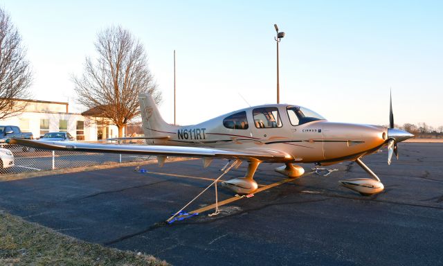 Cirrus SR-22 (N611RT) - Cirrus SR22 G3 GTS N611RT in Greene County Airport