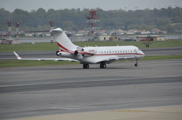 Bombardier Global Express (N618WF)