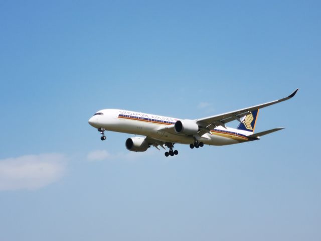Airbus A350-900 (9V-SHD) - Singapore airlines A359 