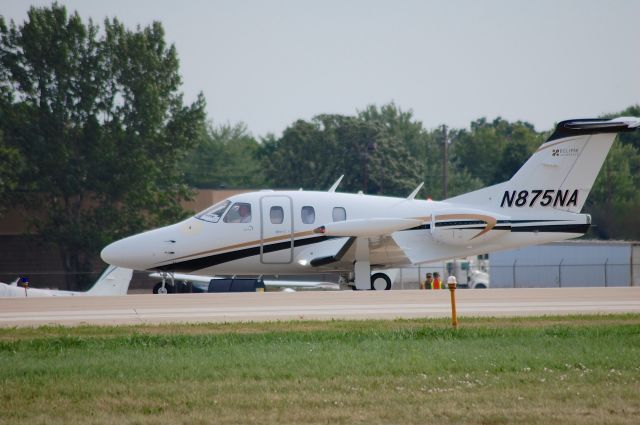Eclipse 500 (N875NA) - Departing EAA Airventure/Oshkosh on 25 July 2012.