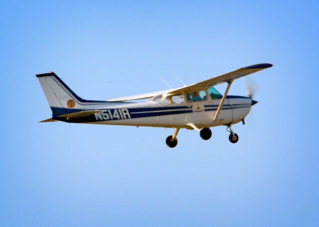 Piper Apache (N5141R) - 2014 Sun n Fun