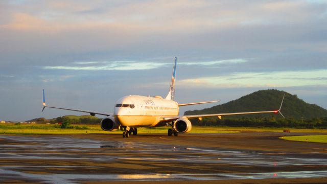 Boeing 737-900 (N38417)