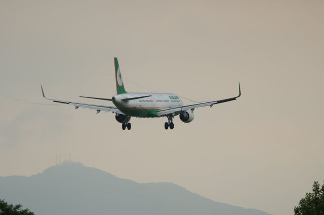 Airbus A321 (B-16215) - 26 July 2015:TPE-HKD.