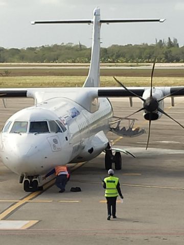 ATR ATR-72 (ZS-XZA) - Llegada vuelo CU874