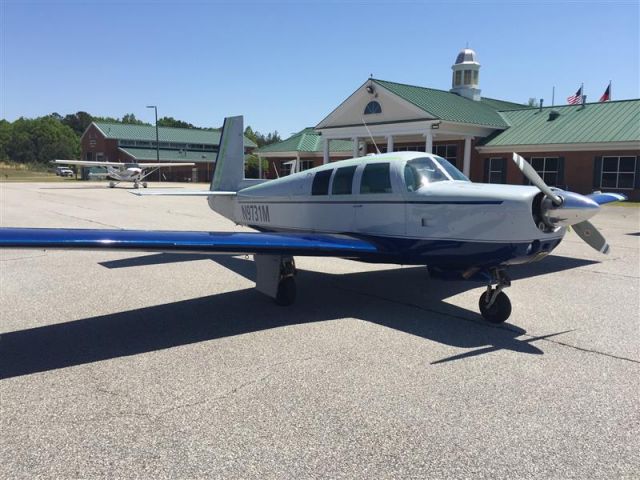 Mooney M-20 (N9731M) - Parked on the ramp at KHQU