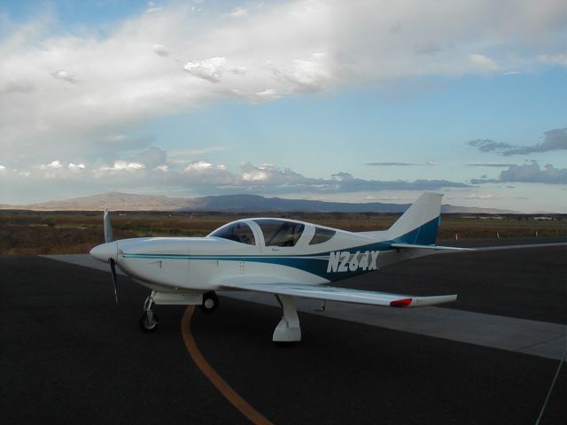 STODDARD-HAMILTON Glasair (N264X)