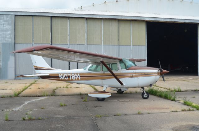 Cessna Skyhawk (N1078M)