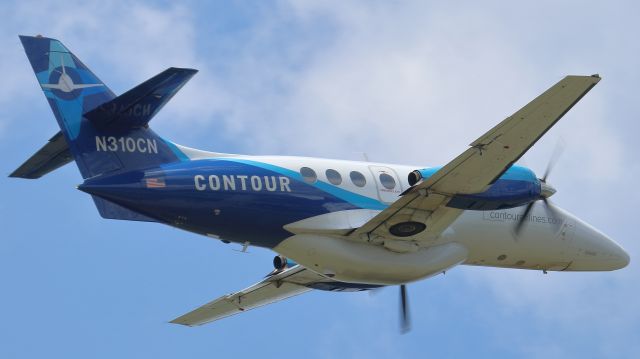 British Aerospace Jetstream 31 (N310CN) - VOlunteer 310 on approach to runway 19, making a pit stop at M54.