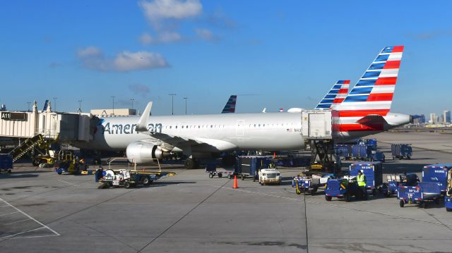 Airbus A321neo (N435AN) - American Airlines Airbus A321-253NX N435AN in Phoenix 