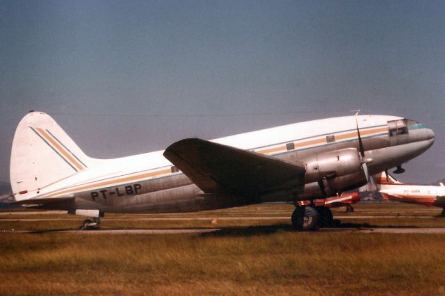 CURTISS Commando (PT-LBP) - Seen here in Nov-85.br /br /Registration cancelled 30-Jun-02. Put on display at Museu Aeroespacial.