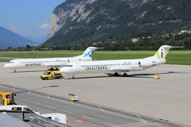 Fokker 100 (D-AOLG)