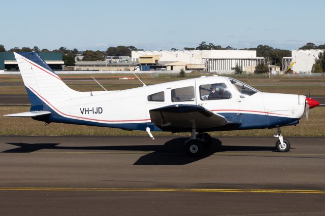 Piper Cherokee (VH-IJD)